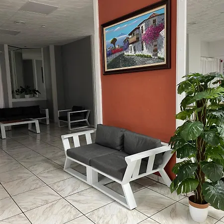 Apartamento En Playa Jardin Apartamento *